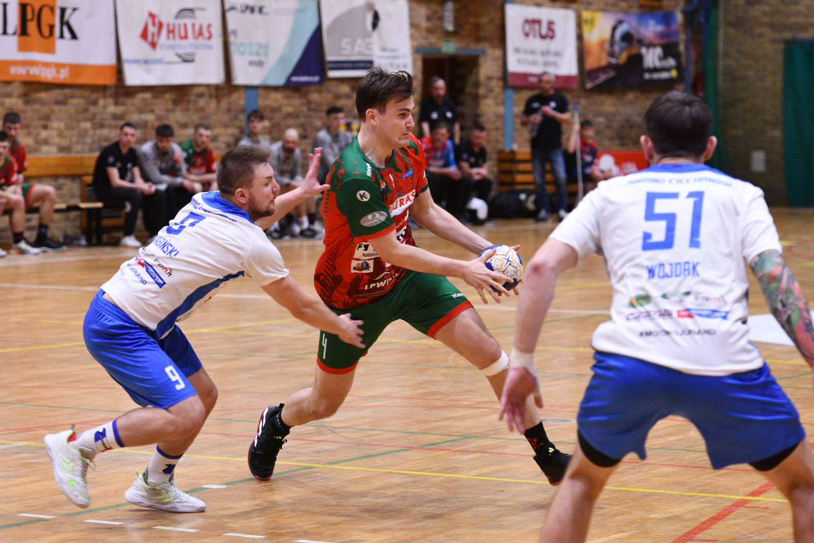 Siódemka Miedź Huras Legnica lepsza o jedną bramkę
