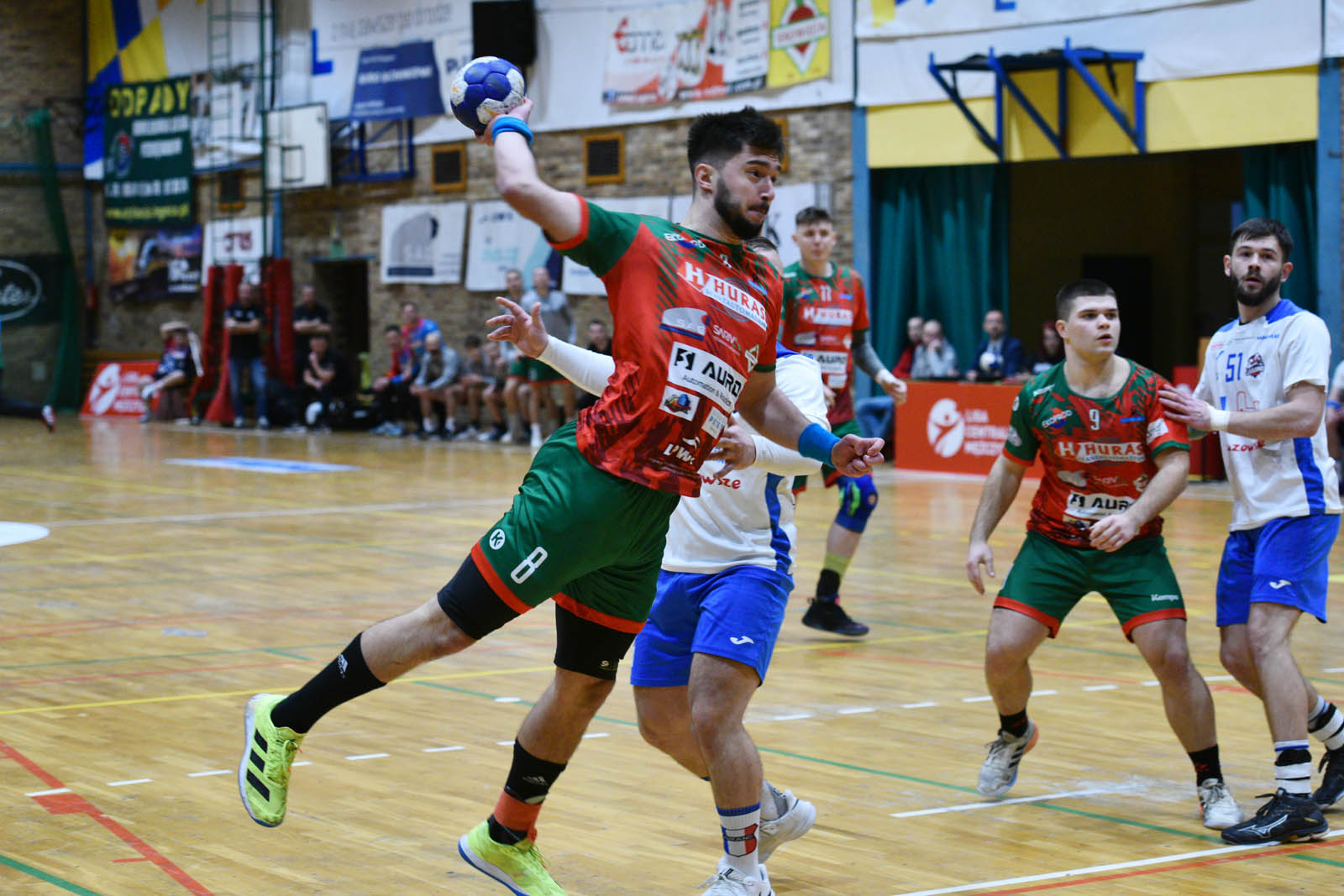 Siódemka Miedź Huras Legnica lepsza o jedną bramkę