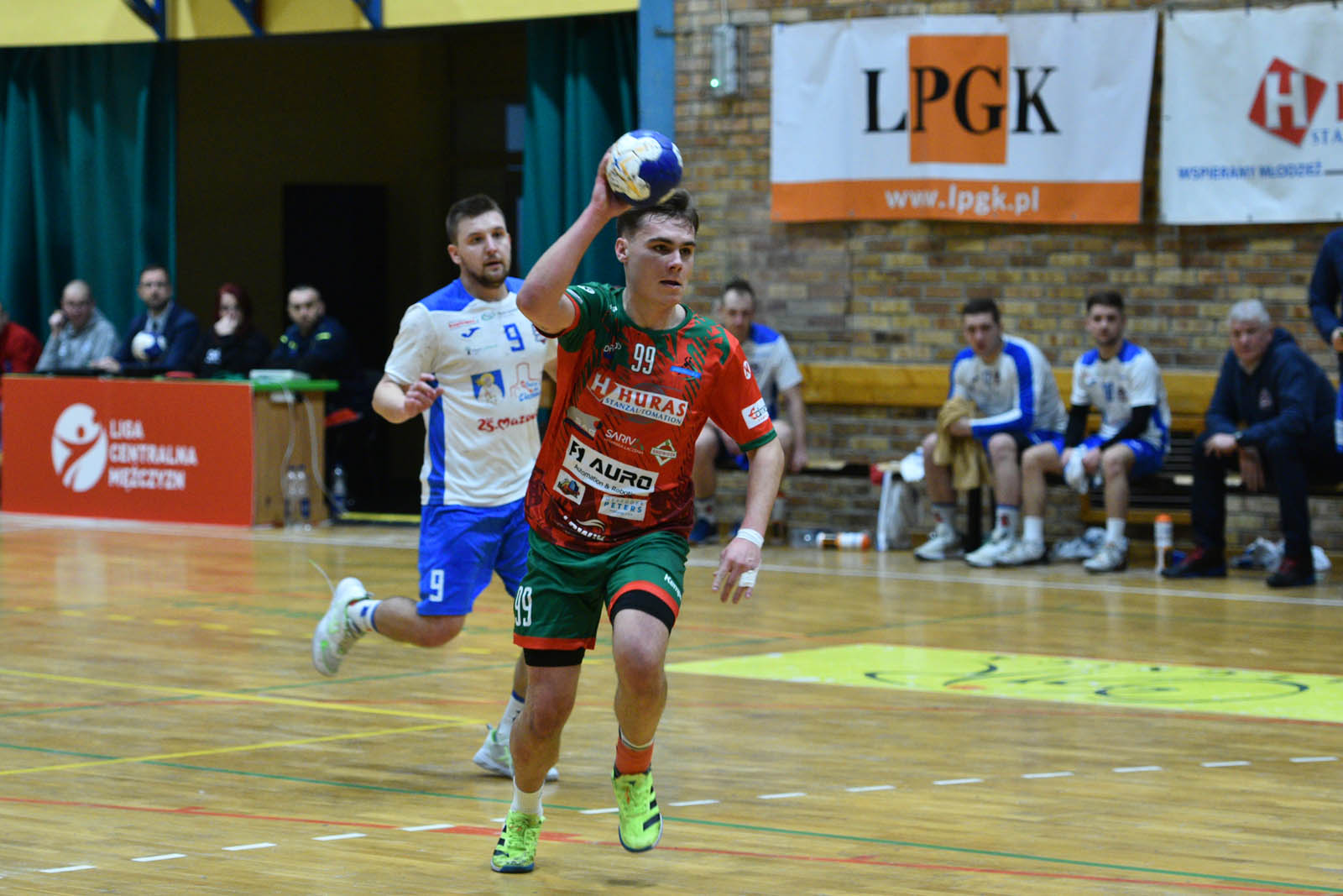 Siódemka Miedź Huras Legnica lepsza o jedną bramkę