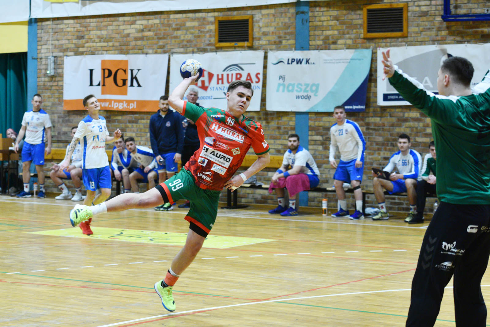 Siódemka Miedź Huras Legnica lepsza o jedną bramkę
