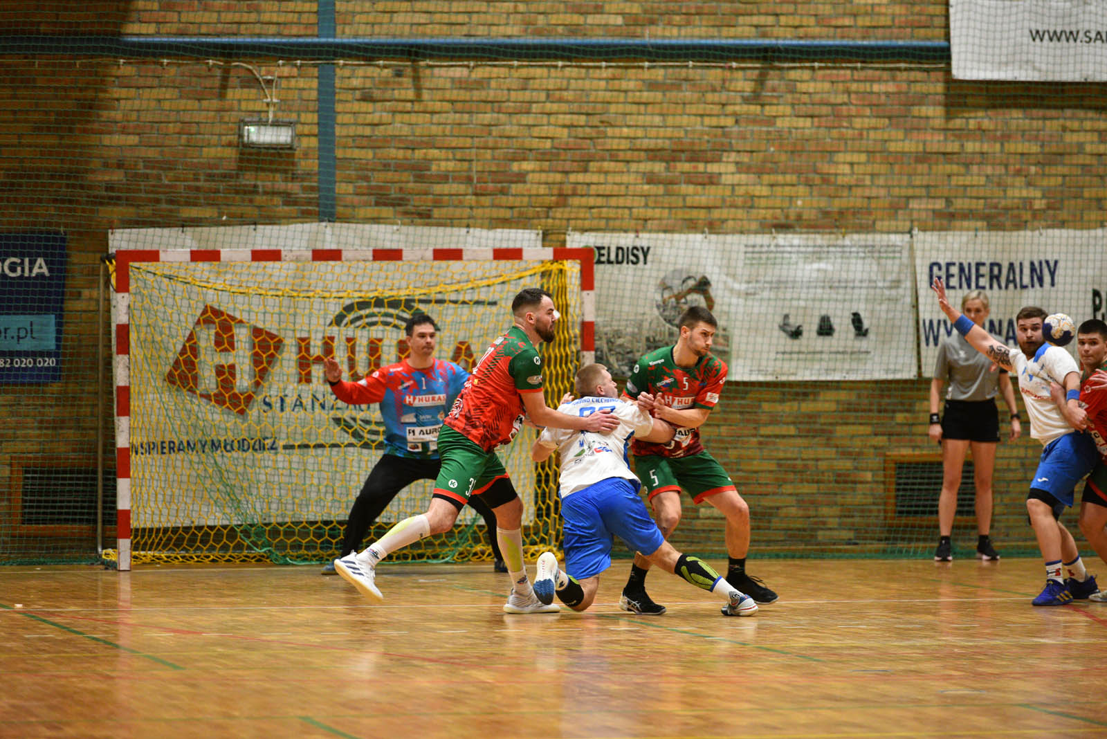 Siódemka Miedź Huras Legnica lepsza o jedną bramkę
