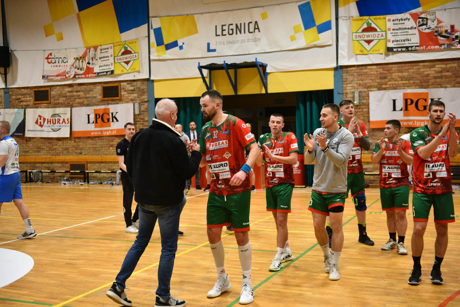 Siódemka Miedź Huras Legnica lepsza o jedną bramkę