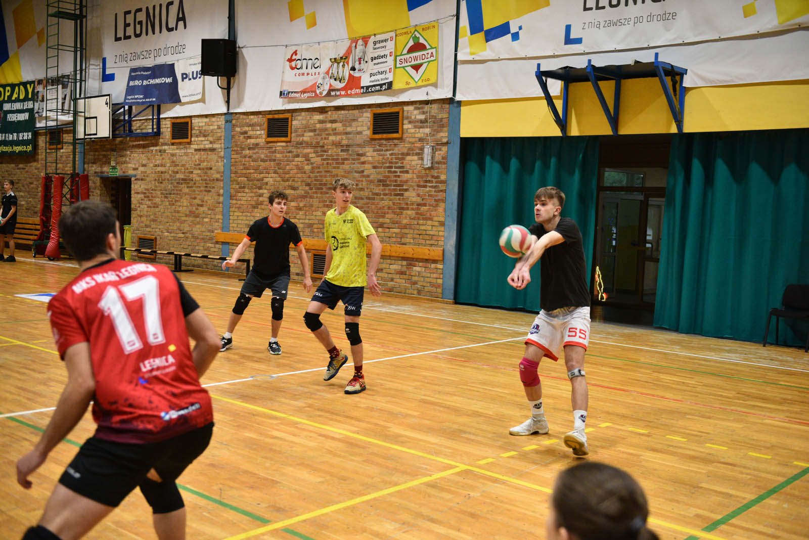 Przeswiąteczny Turniej Siatkówki Makutra 2023