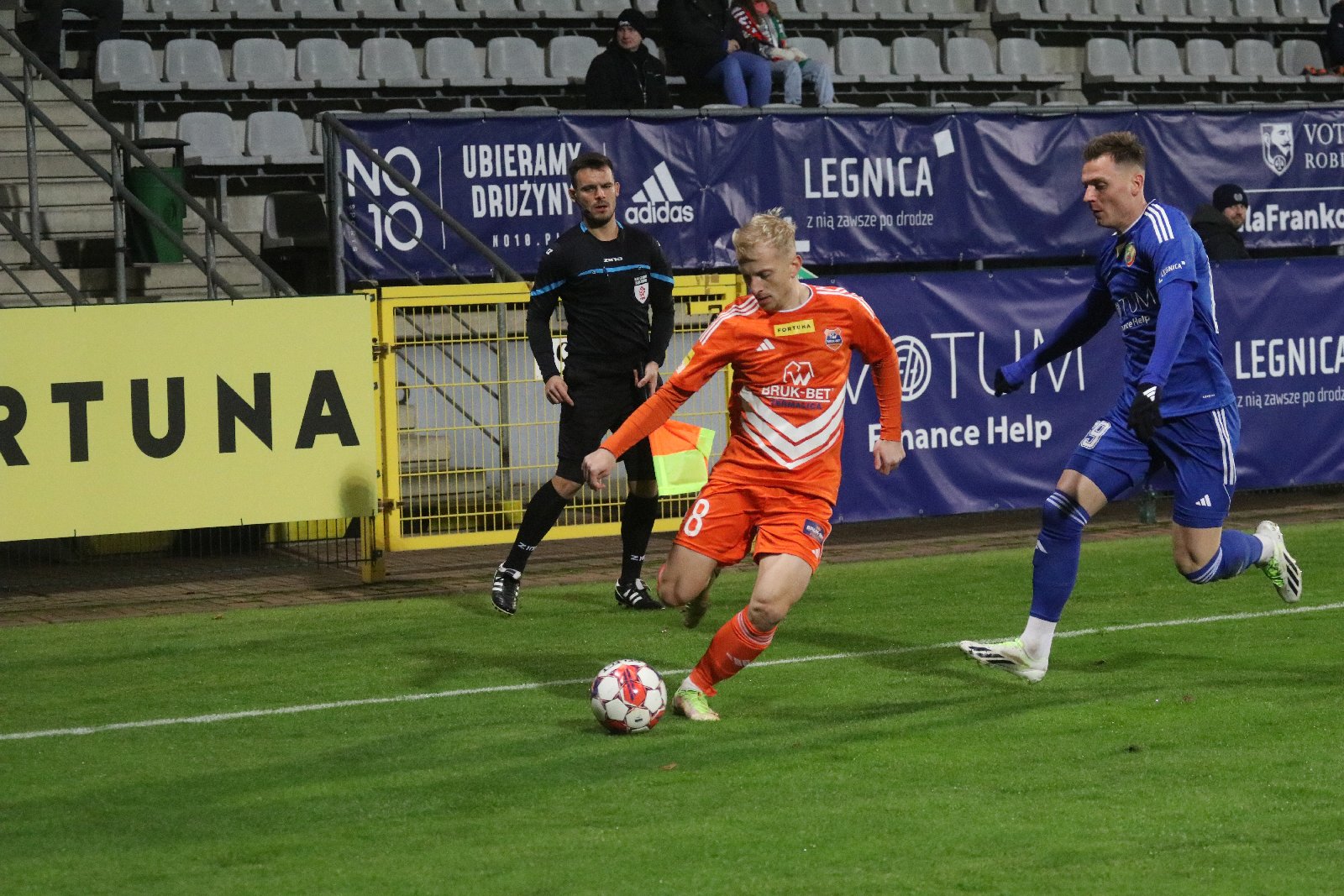 Tylko remis Miedzi Legnica w wygranym meczu