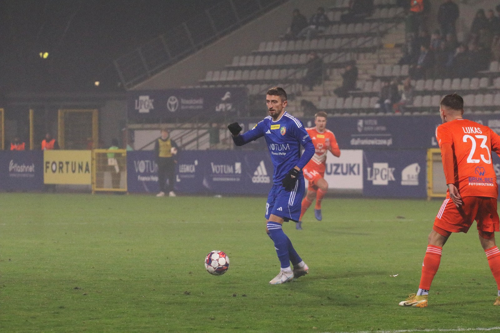 Tylko remis Miedzi Legnica w wygranym meczu