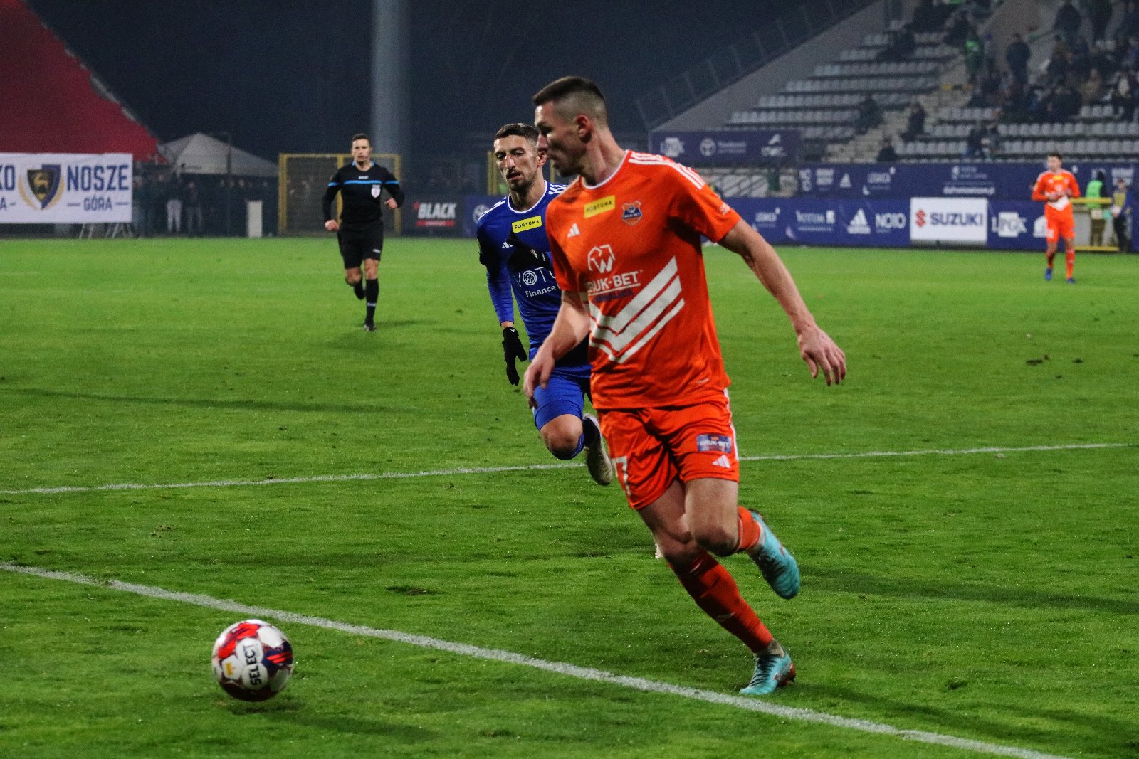 Tylko remis Miedzi Legnica w wygranym meczu