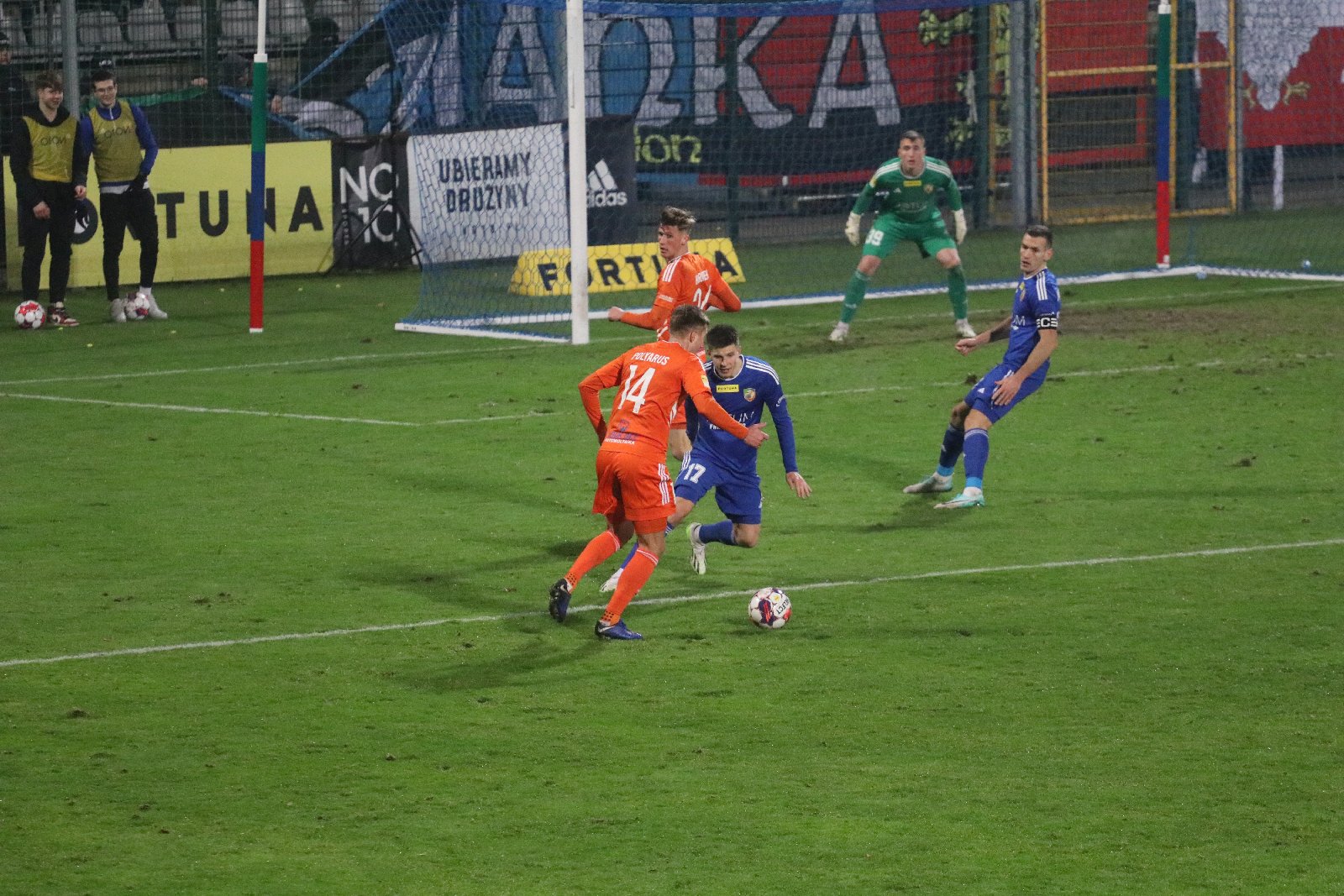 Tylko remis Miedzi Legnica w wygranym meczu