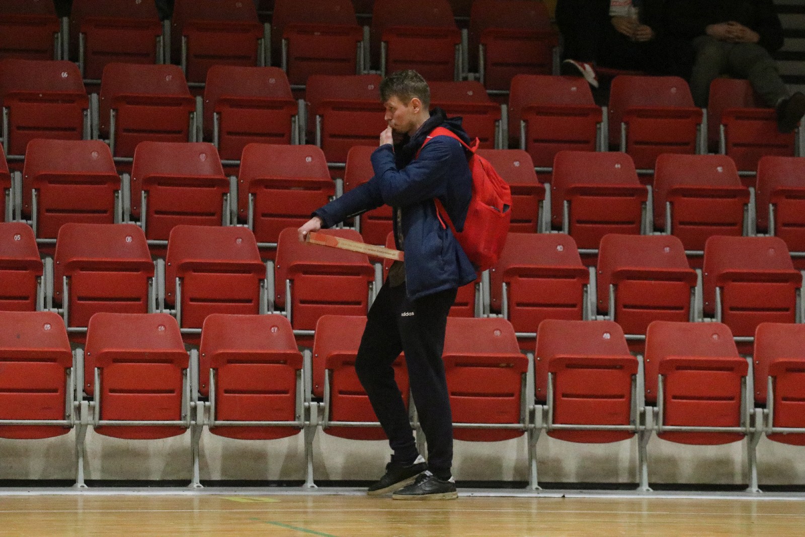 LLH: Sariv umacnia się na pozycji lidera