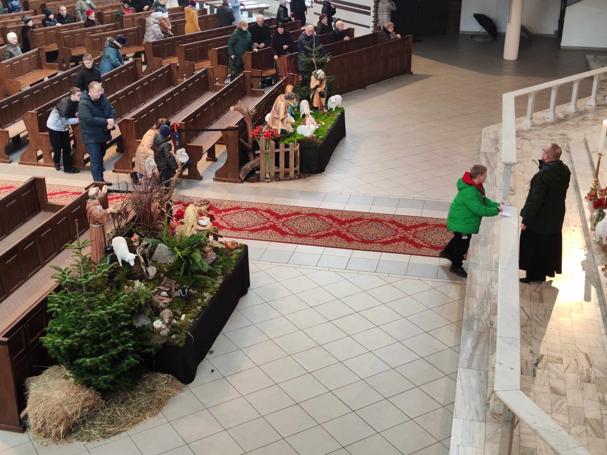 Szopka bożonarodzeniowa w kościele Matki Bożej Królowej Polski