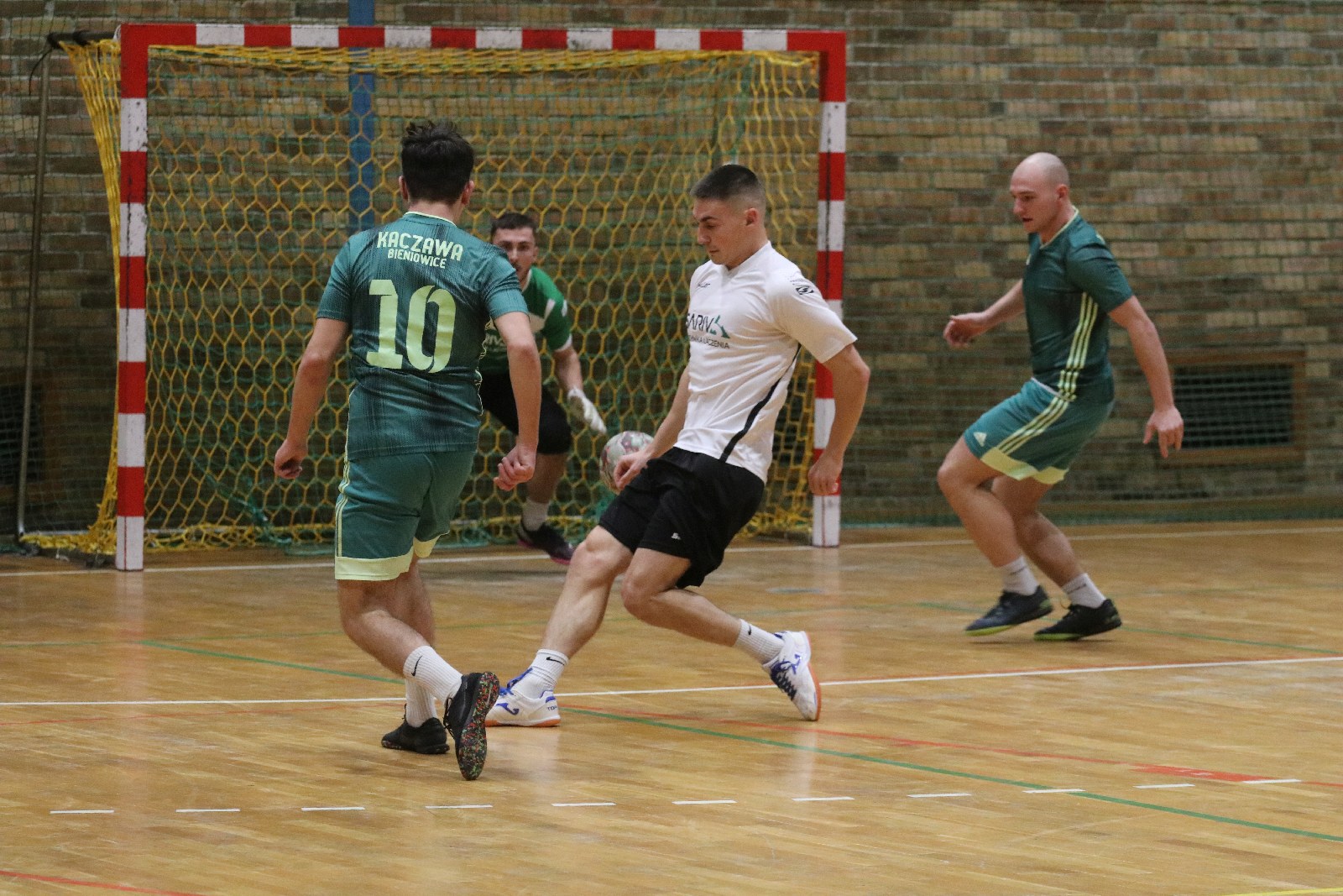 Ostatnie rozdanie w tym roku w Legnickiej Lidze Halowej