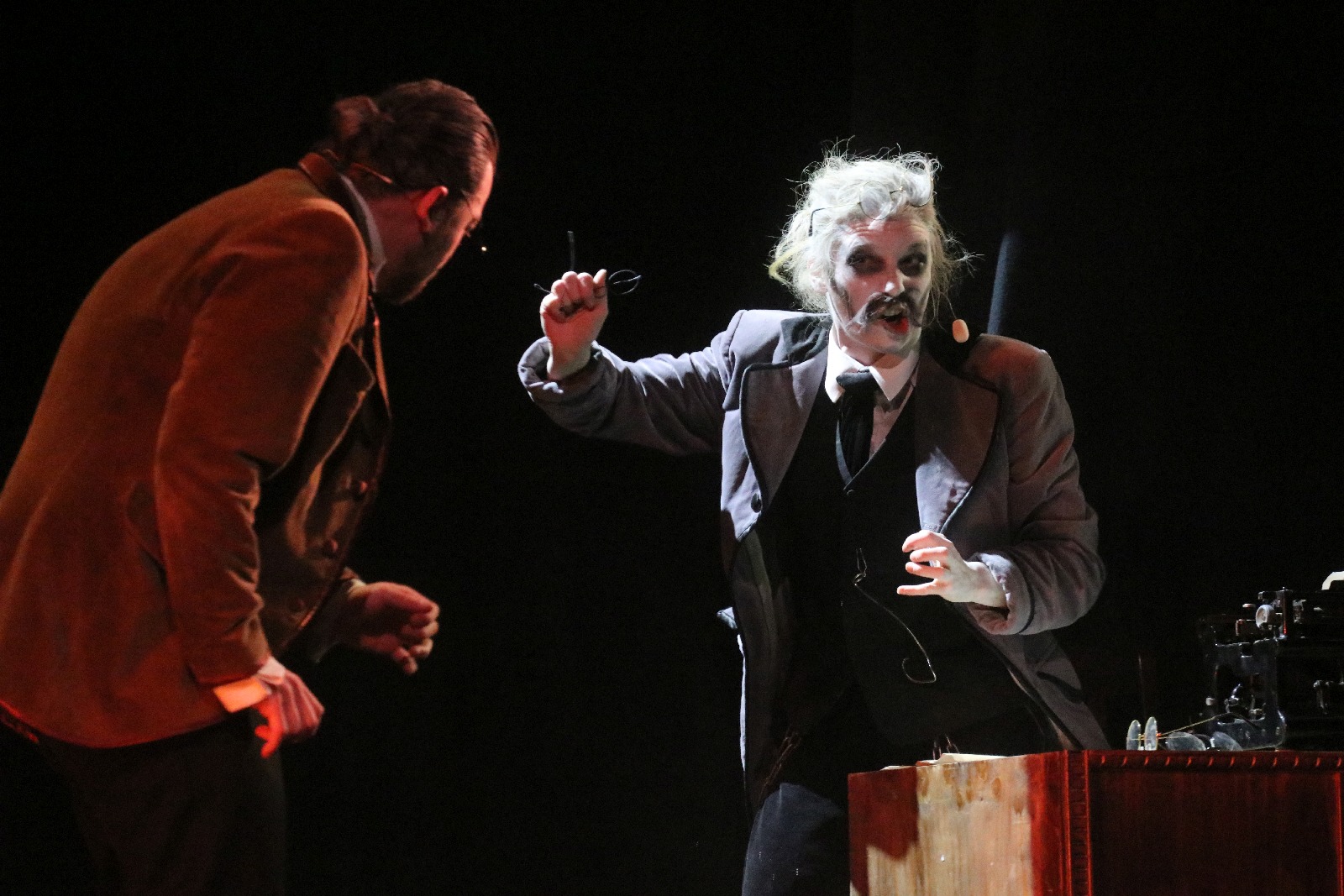 Niezwykła „Opowieść Wigilijna” Teatru „Avatar”