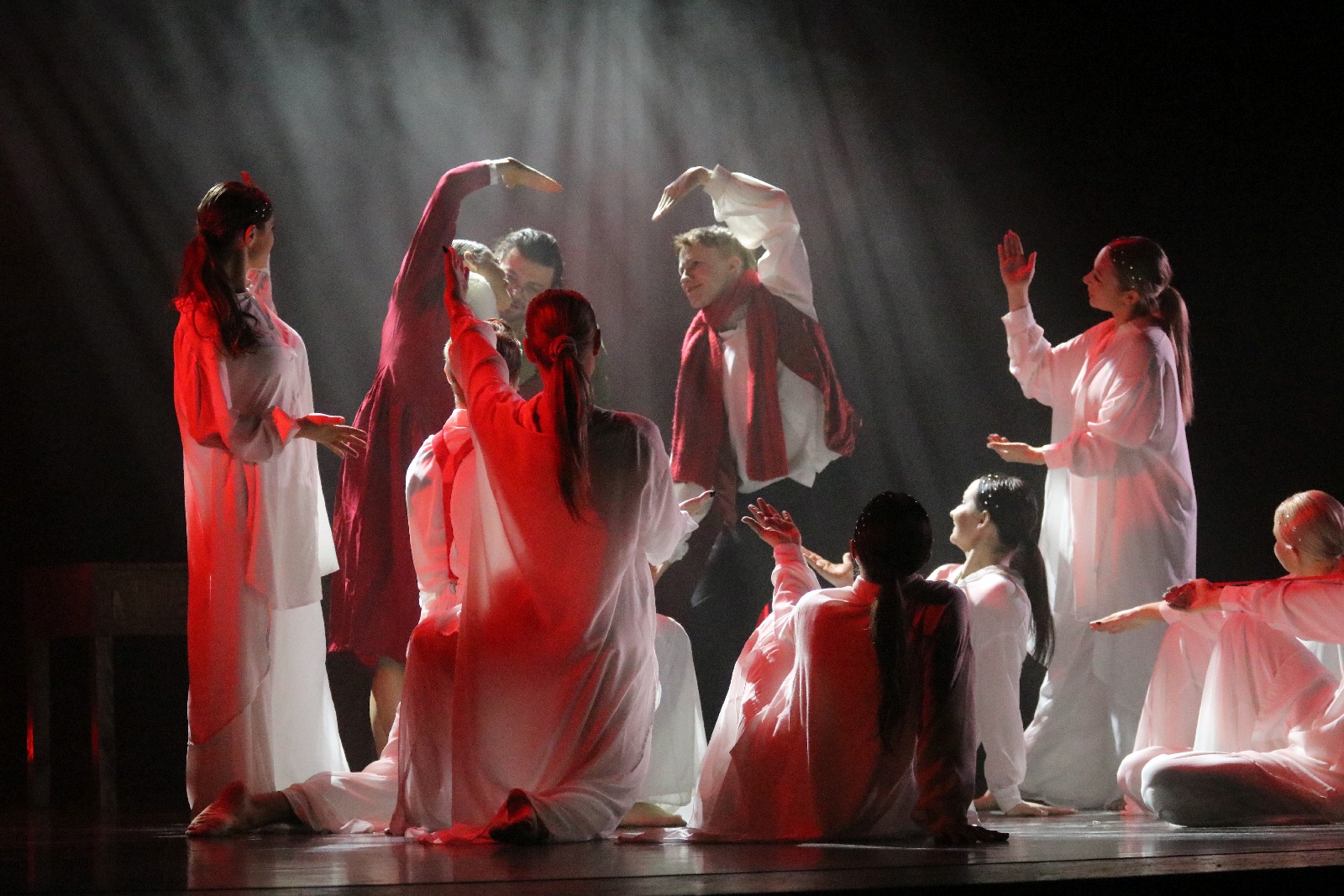 Niezwykła „Opowieść Wigilijna” Teatru „Avatar”