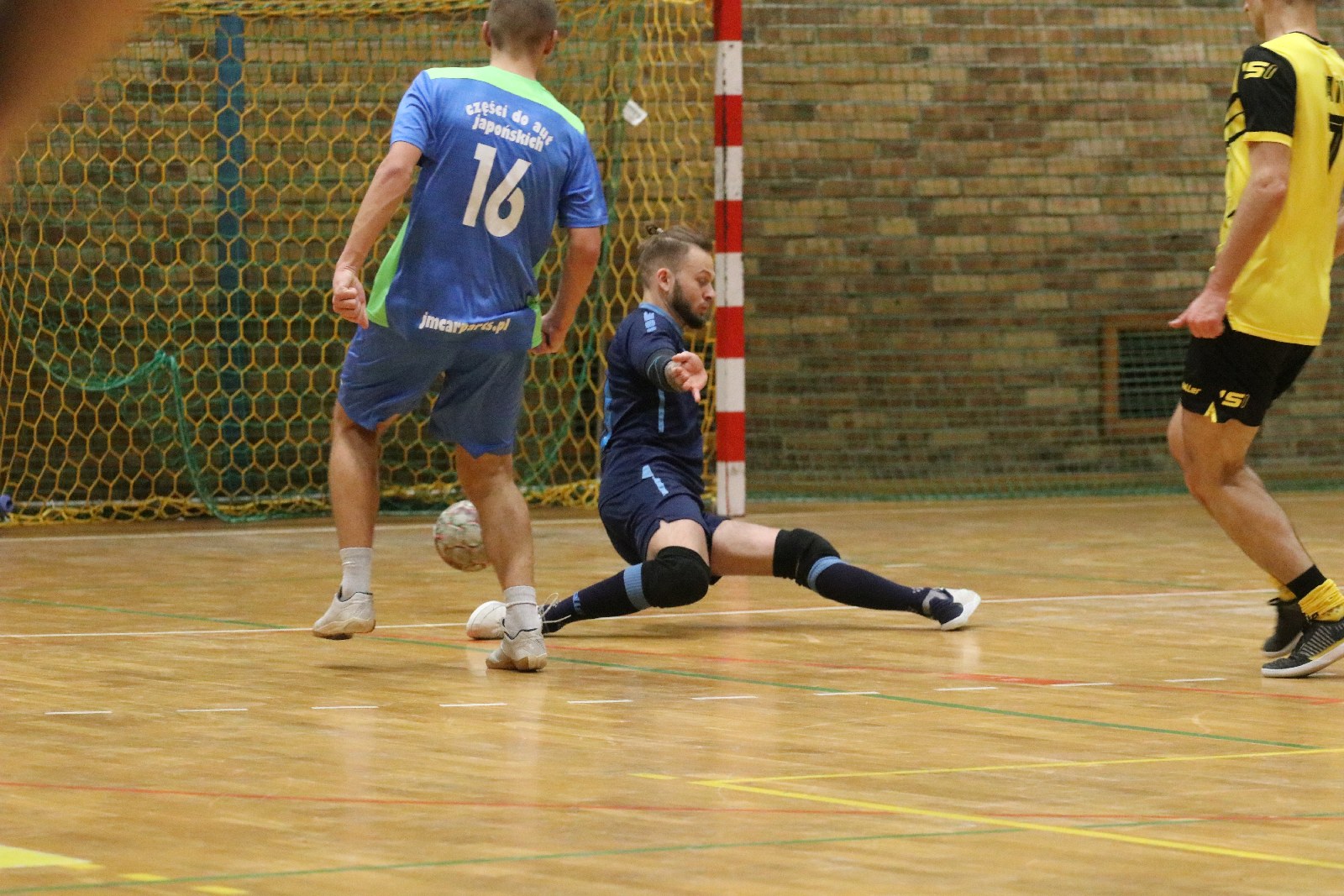 Ostatnie rozdanie w tym roku w Legnickiej Lidze Halowej