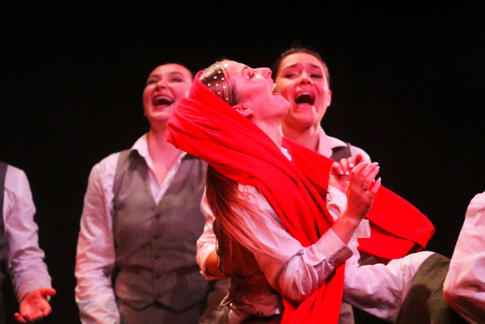 Niezwykła „Opowieść Wigilijna” Teatru „Avatar”
