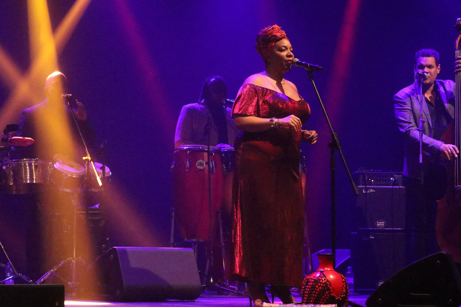 Roland Abreu & The Cuban Latin Jazz feat. Yaremi Kordos