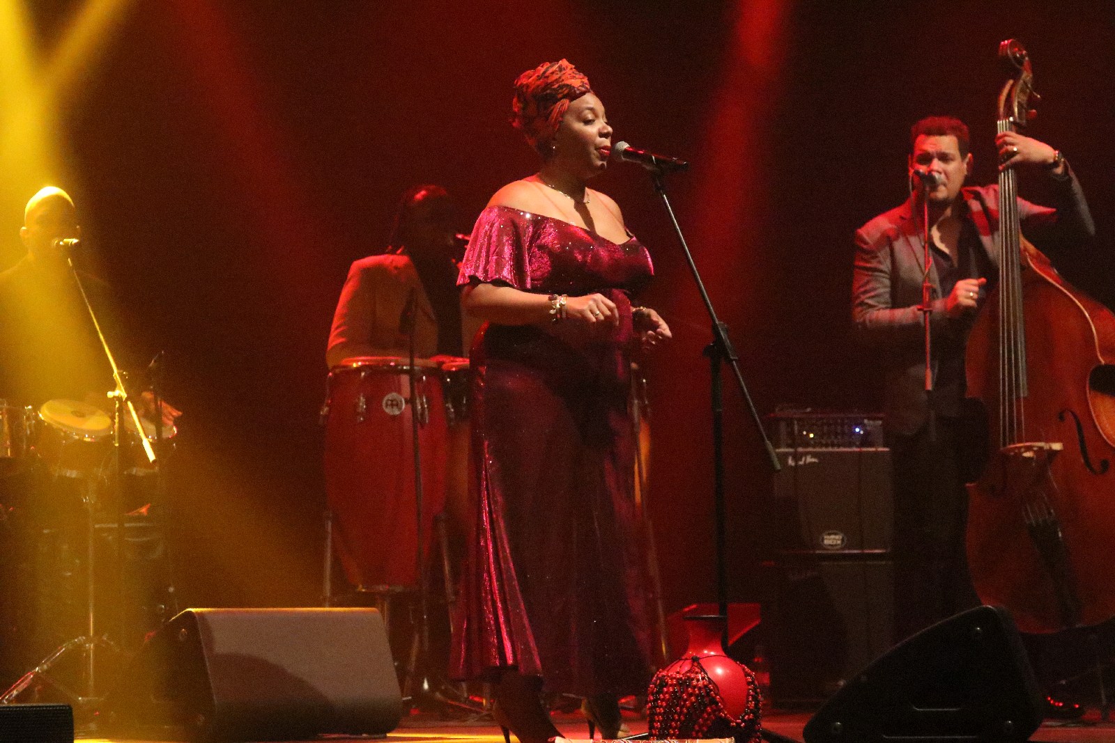 Roland Abreu & The Cuban Latin Jazz feat. Yaremi Kordos