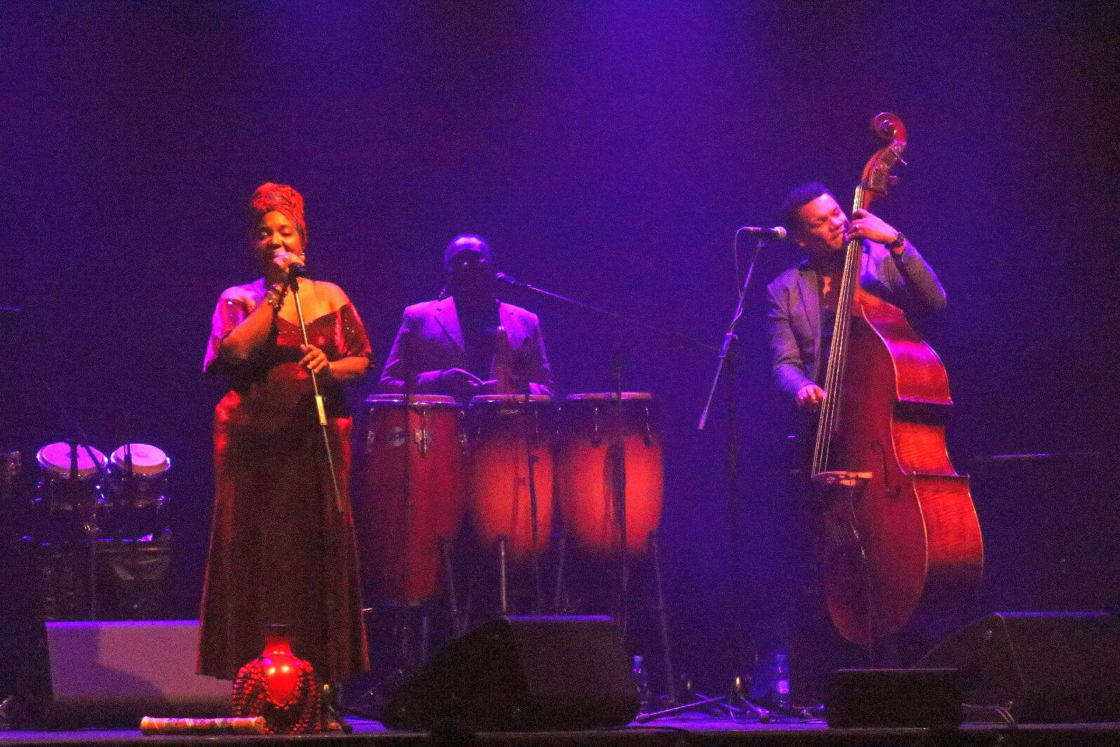 Roland Abreu & The Cuban Latin Jazz feat. Yaremi Kordos