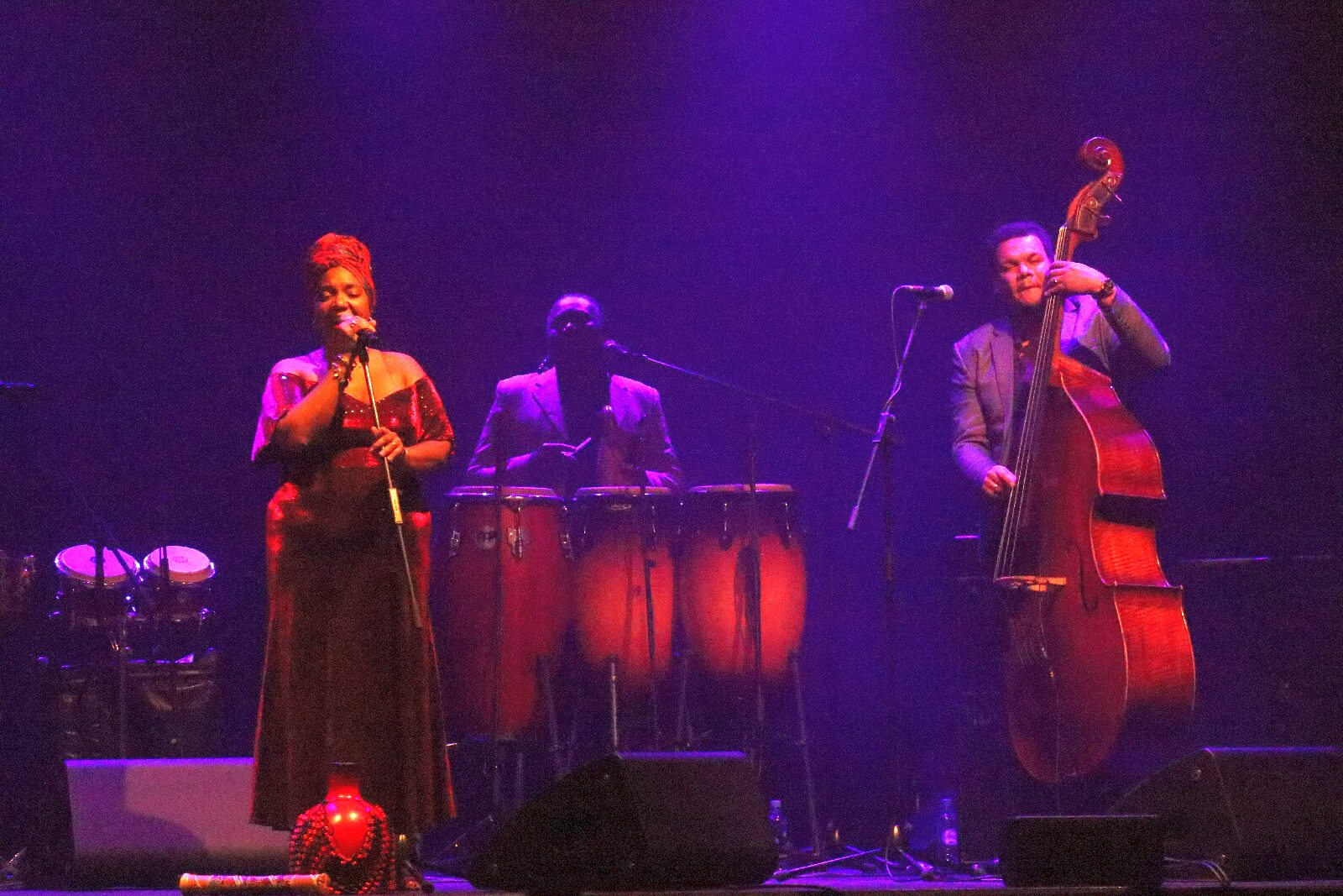 Roland Abreu & The Cuban Latin Jazz feat. Yaremi Kordos