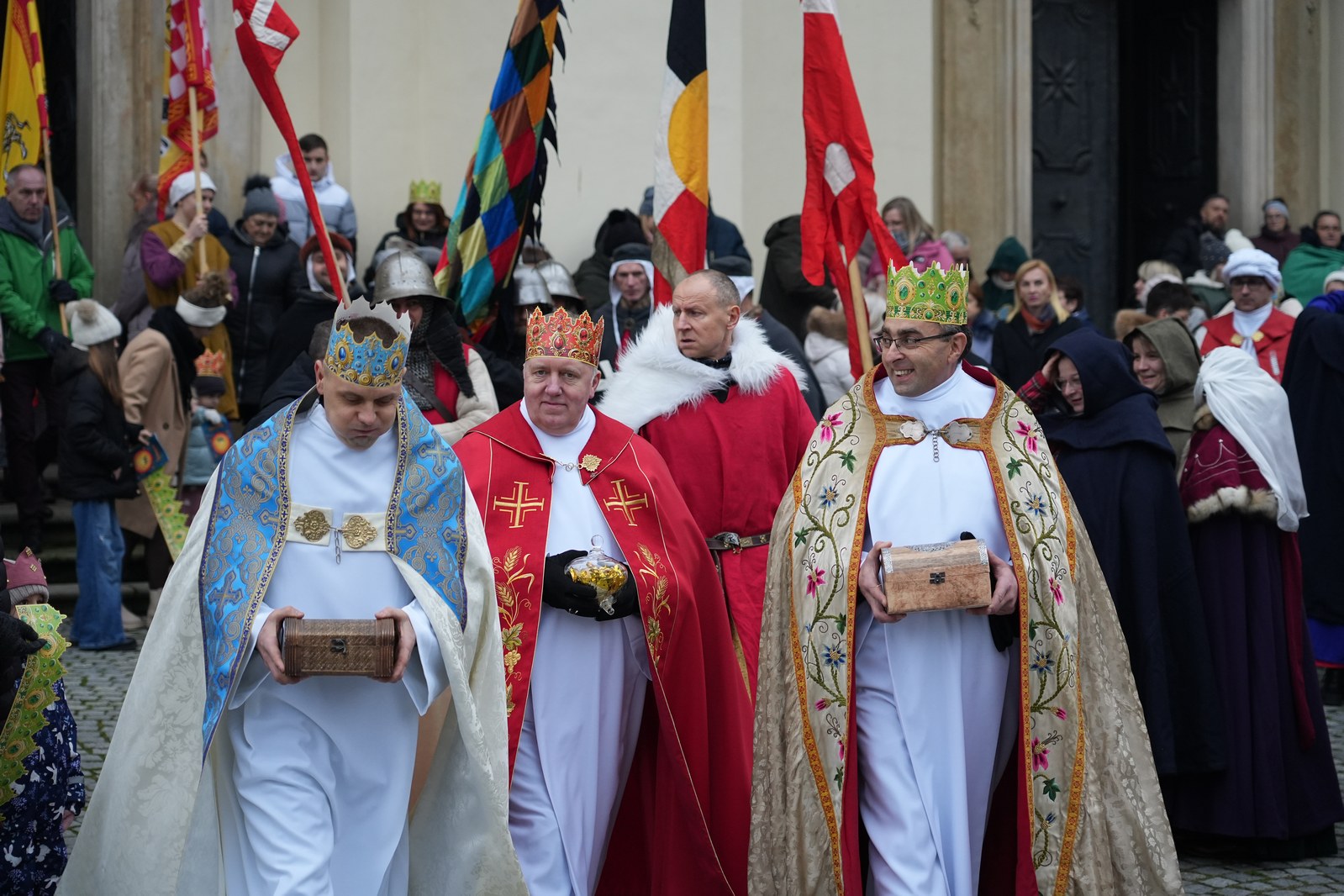Orszak Trzech Króli w Legnickim Polu przeszedł ulicami gminy