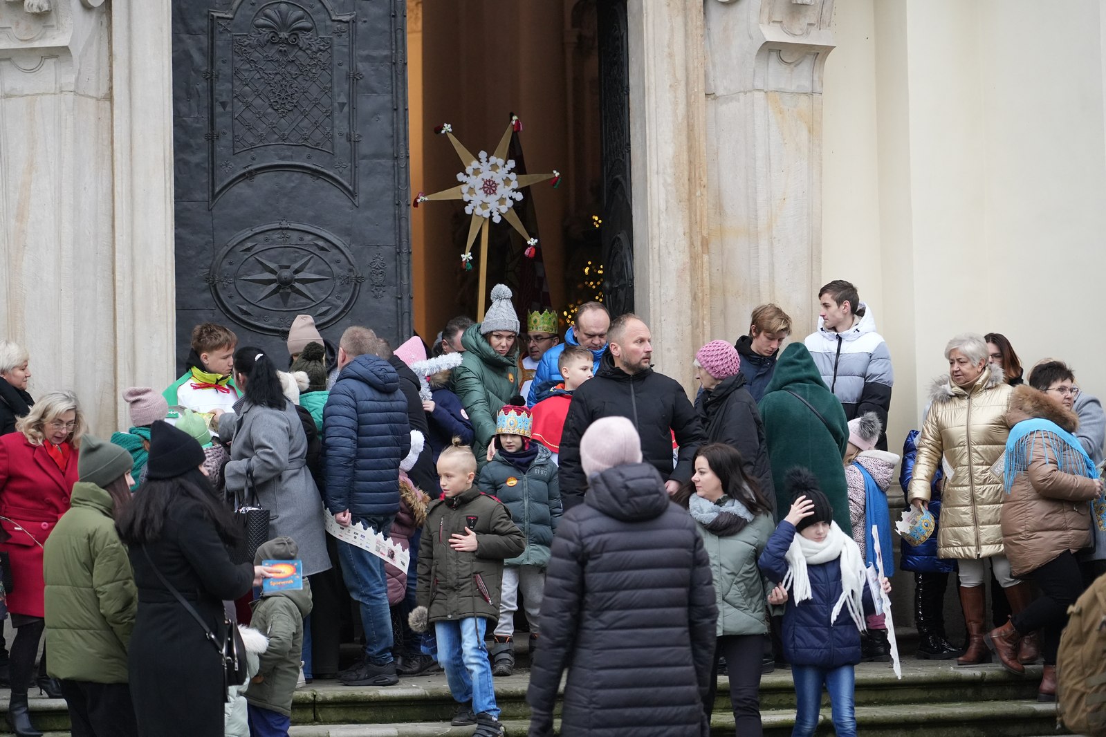 Orszak Trzech Króli w Legnickim Polu przeszedł ulicami gminy