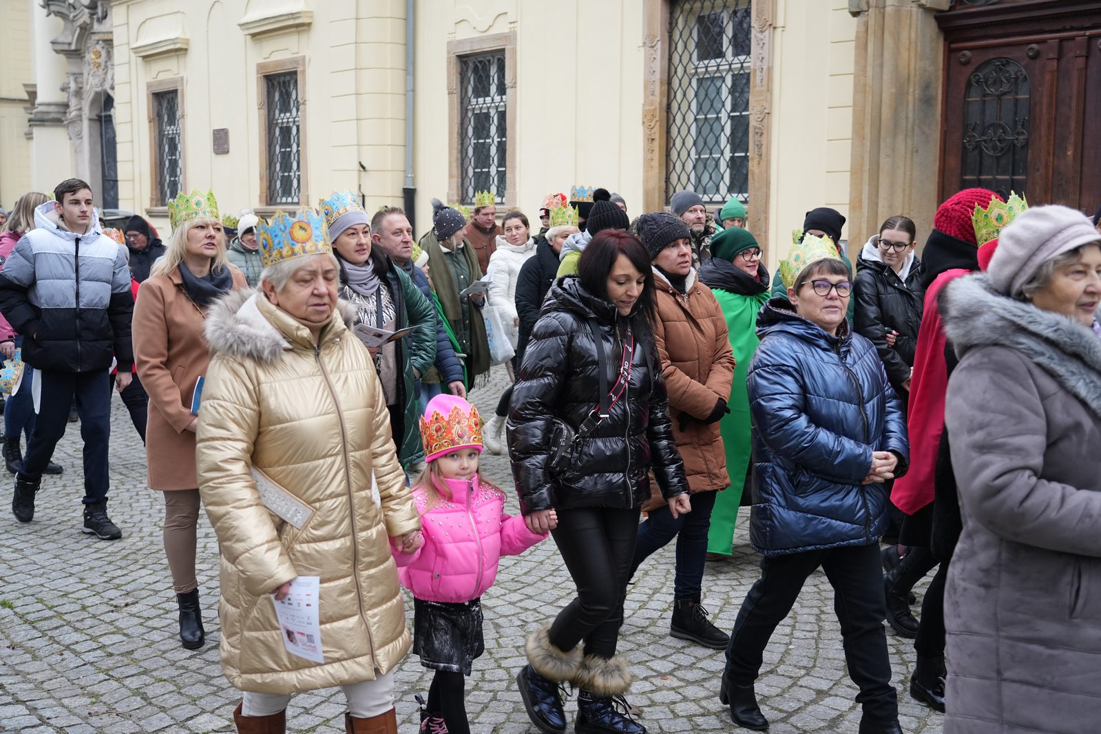 Orszak Trzech Króli w Legnickim Polu przeszedł ulicami gminy