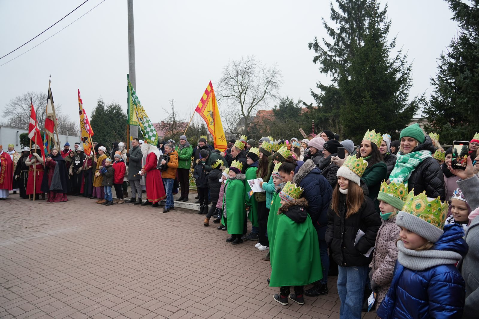Orszak Trzech Króli w Legnickim Polu przeszedł ulicami gminy
