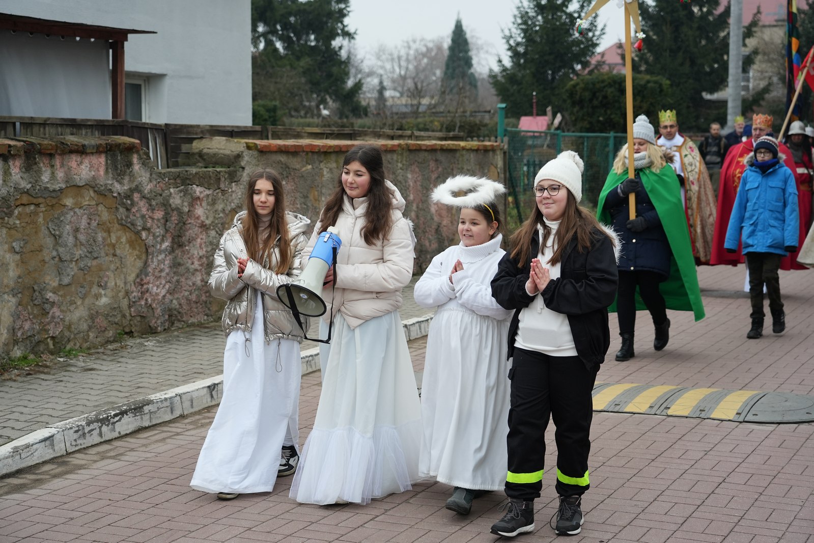 Orszak Trzech Króli w Legnickim Polu przeszedł ulicami gminy