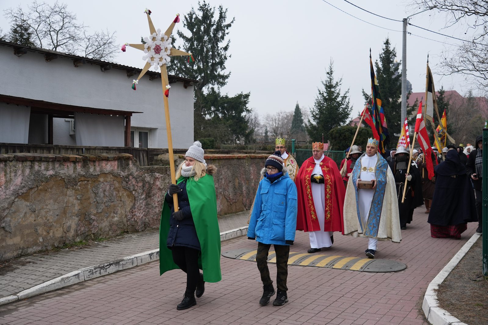 Orszak Trzech Króli w Legnickim Polu przeszedł ulicami gminy