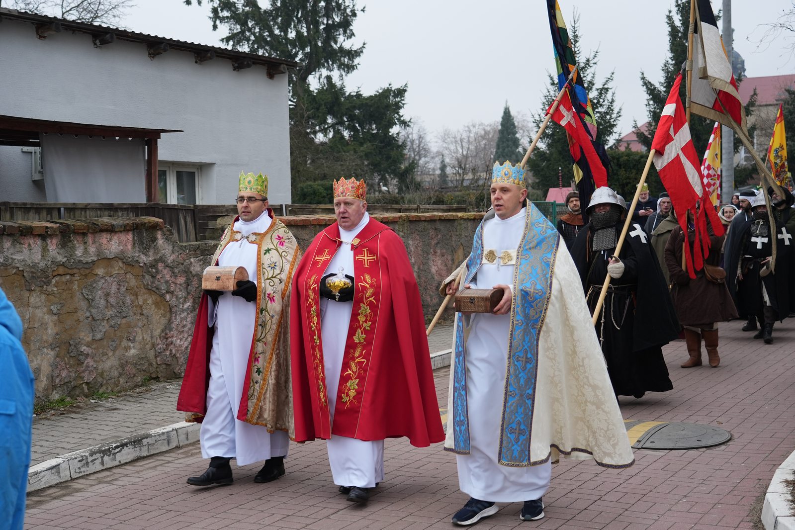 Orszak Trzech Króli w Legnickim Polu przeszedł ulicami gminy