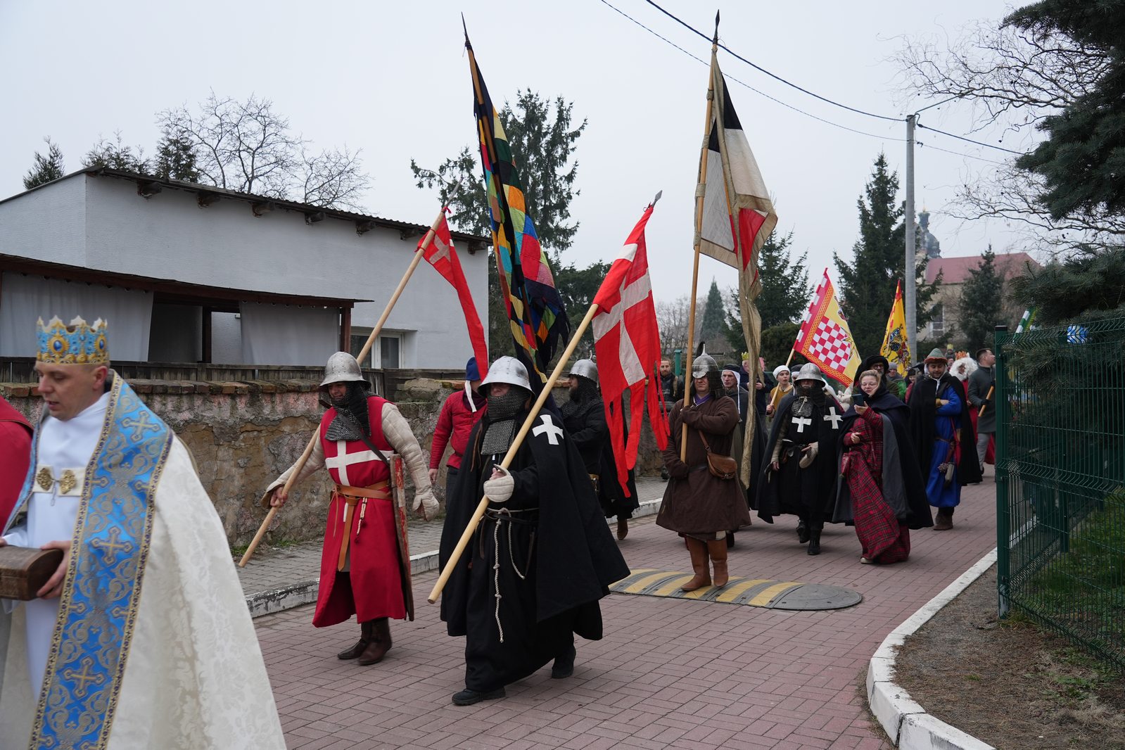 Orszak Trzech Króli w Legnickim Polu przeszedł ulicami gminy