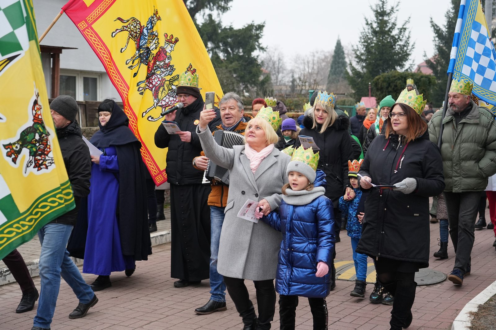 Orszak Trzech Króli w Legnickim Polu przeszedł ulicami gminy