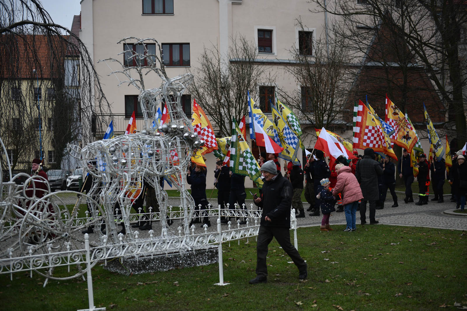 Podążyli za gwiazdą, by oddać pokłon dzieciątku Jezus