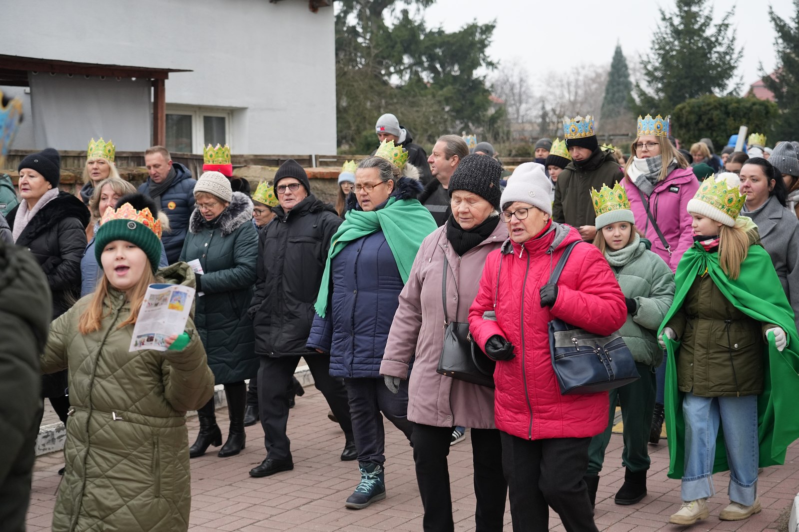 Orszak Trzech Króli w Legnickim Polu przeszedł ulicami gminy