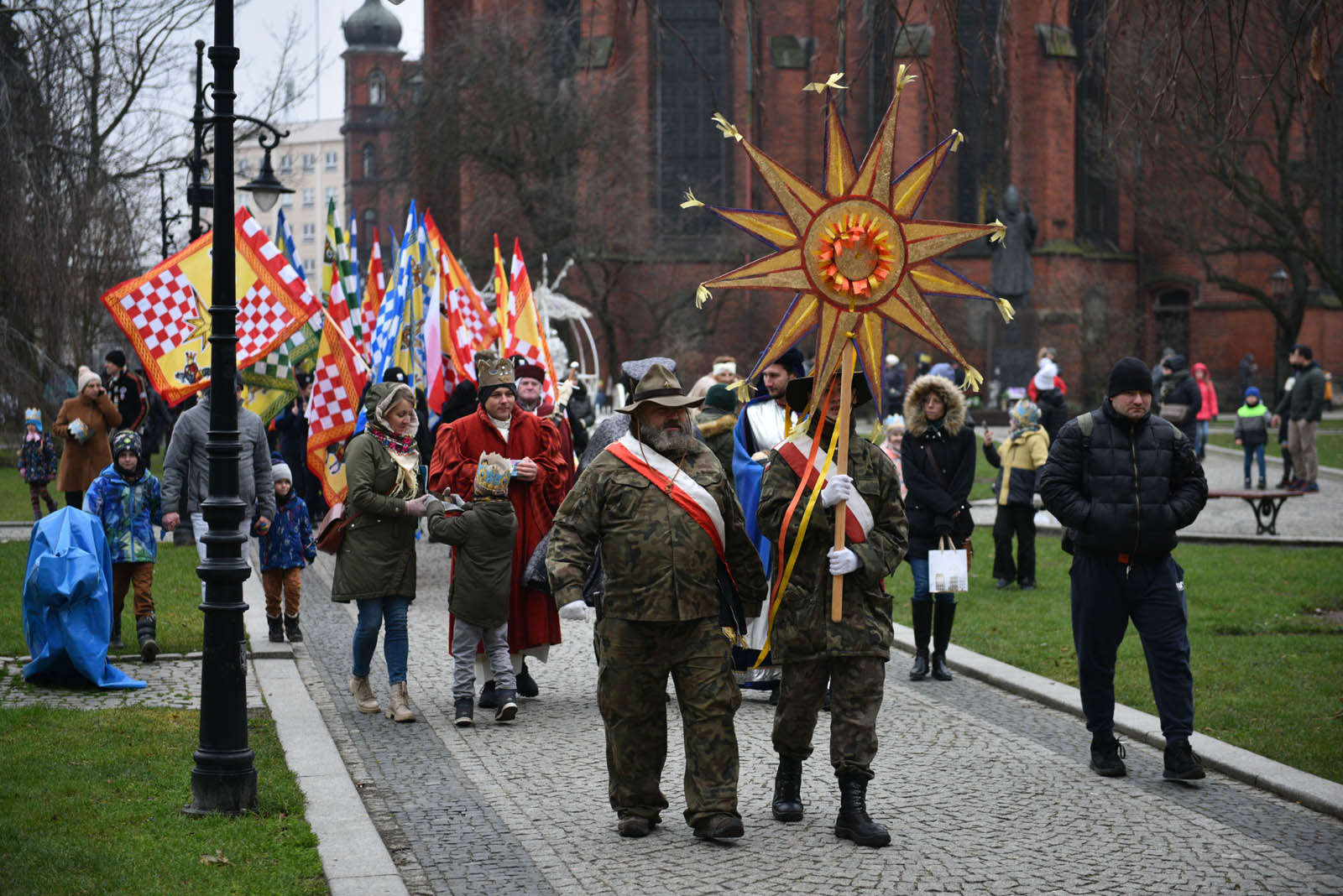 Podążyli za gwiazdą, by oddać pokłon dzieciątku Jezus
