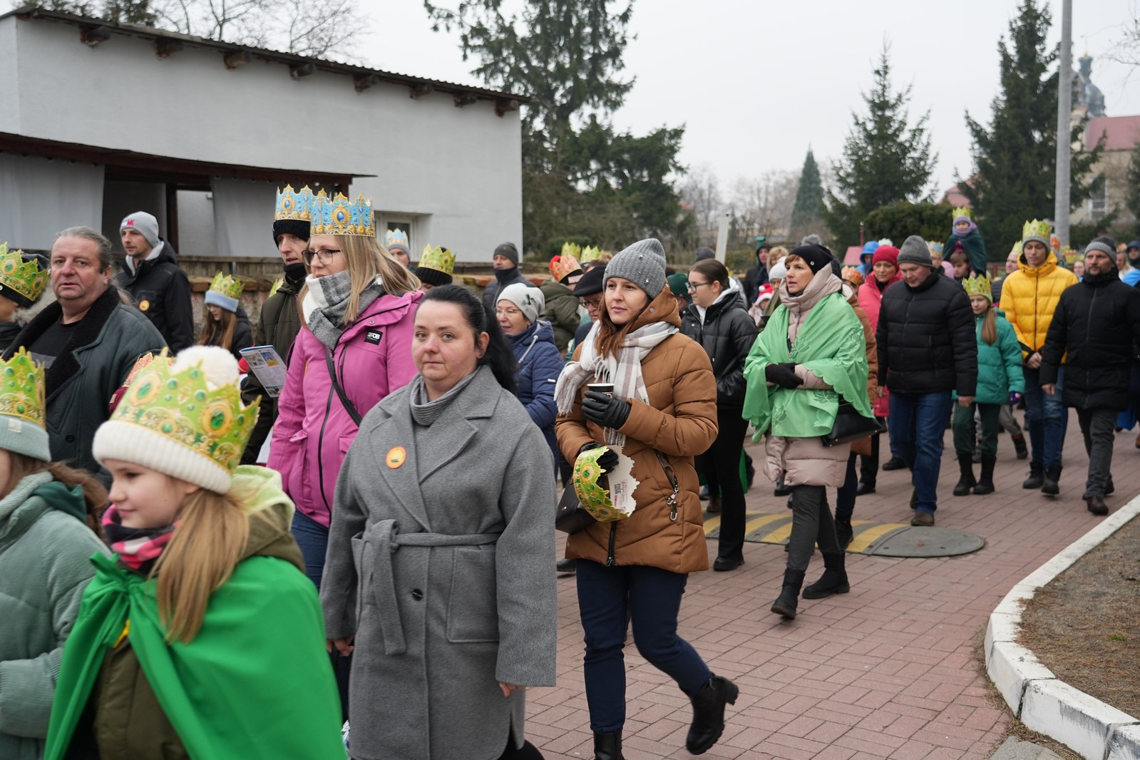 Orszak Trzech Króli w Legnickim Polu przeszedł ulicami gminy