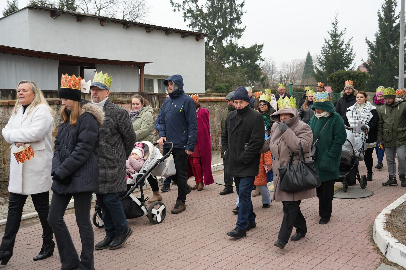 Orszak Trzech Króli w Legnickim Polu przeszedł ulicami gminy