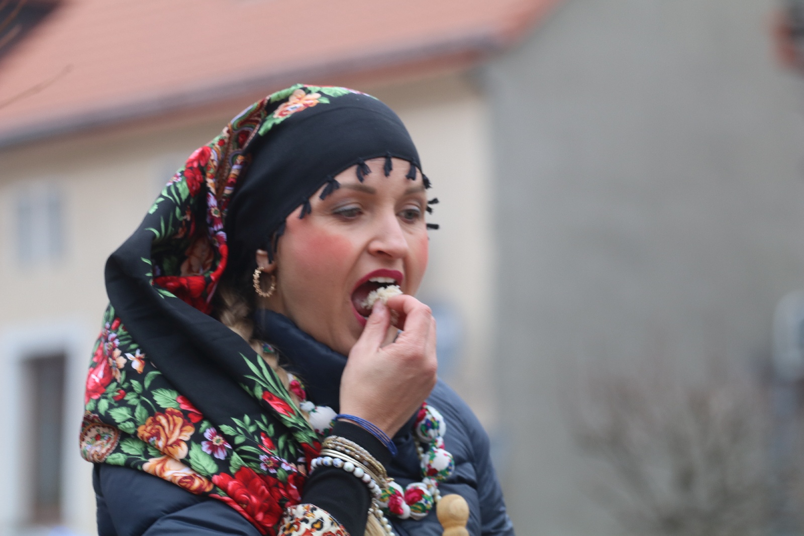 Wspólne kolędowanie podczas Orszaku Trzech Króli w Prochowicach