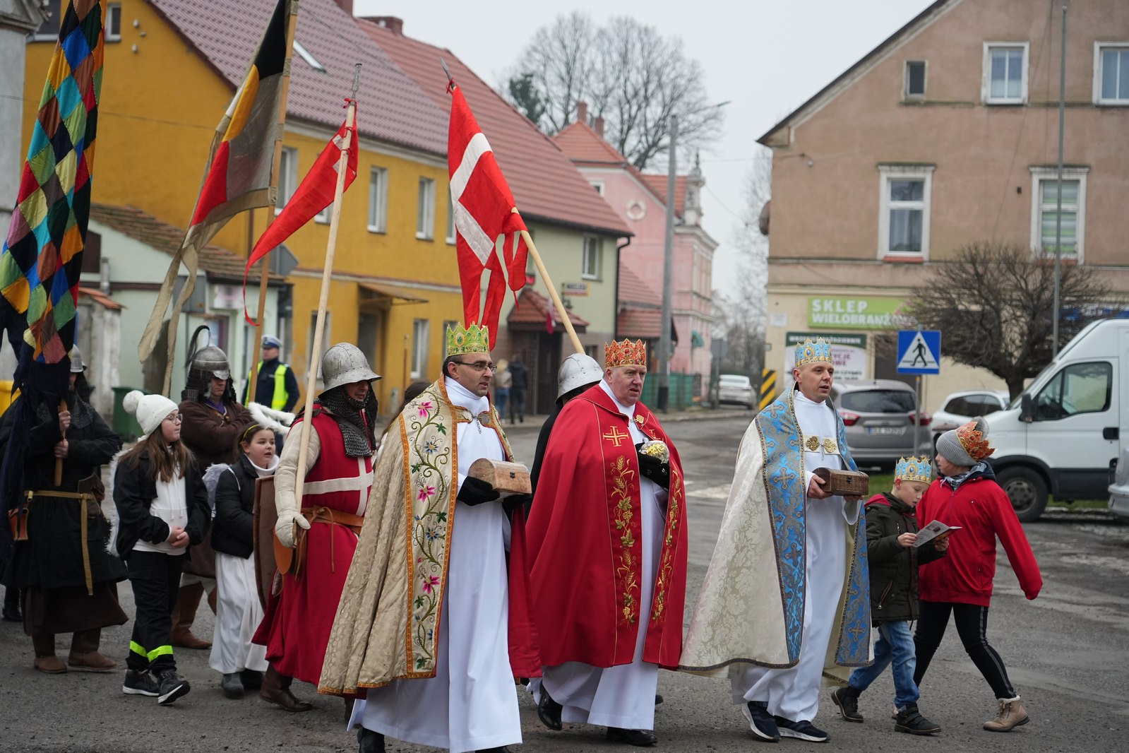 Orszak Trzech Króli w Legnickim Polu przeszedł ulicami gminy