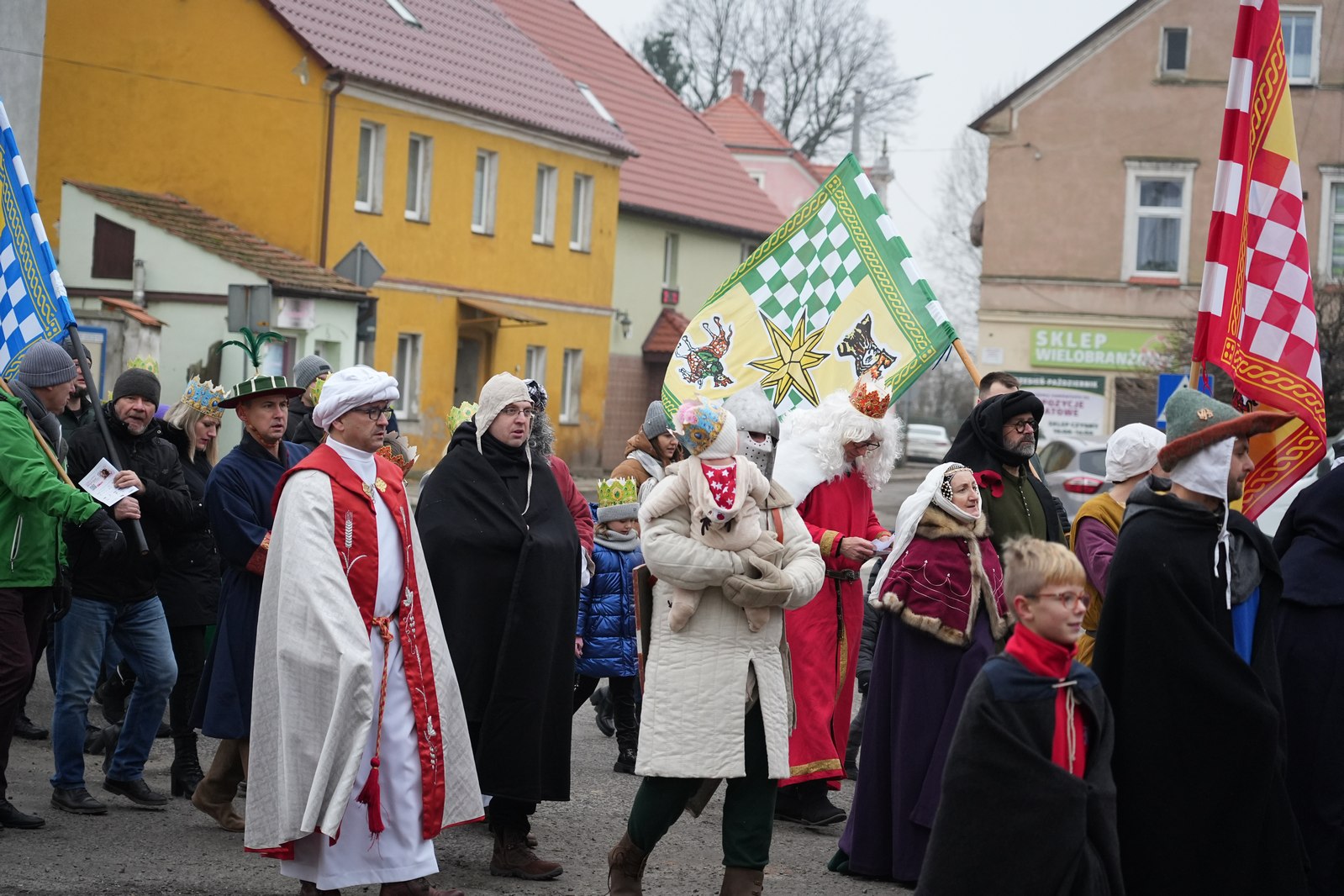 Orszak Trzech Króli w Legnickim Polu przeszedł ulicami gminy