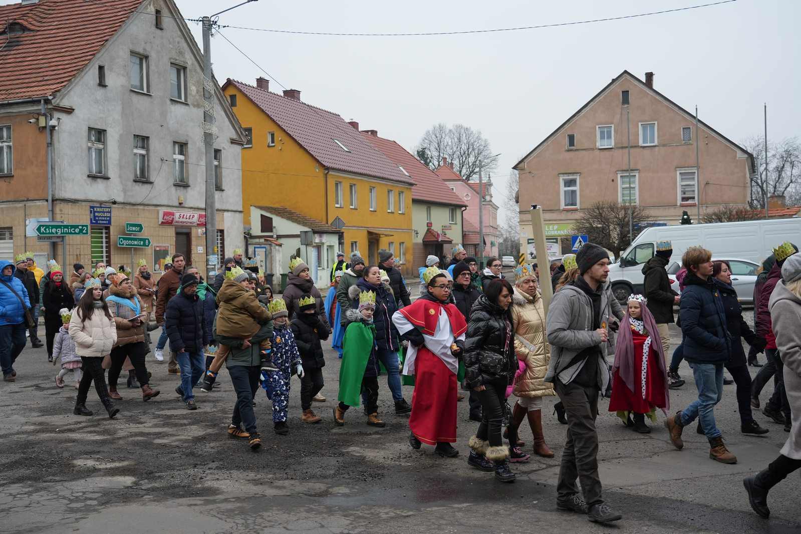 Orszak Trzech Króli w Legnickim Polu przeszedł ulicami gminy