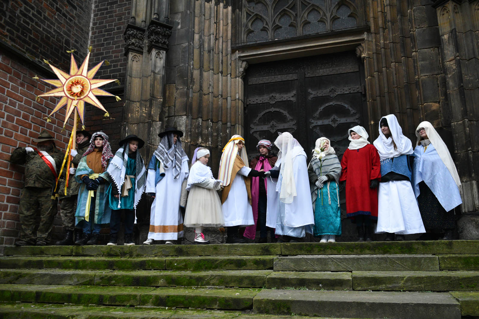 Podążyli za gwiazdą, by oddać pokłon dzieciątku Jezus