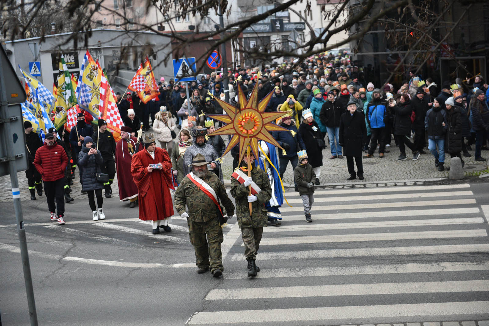 Podążyli za gwiazdą, by oddać pokłon dzieciątku Jezus