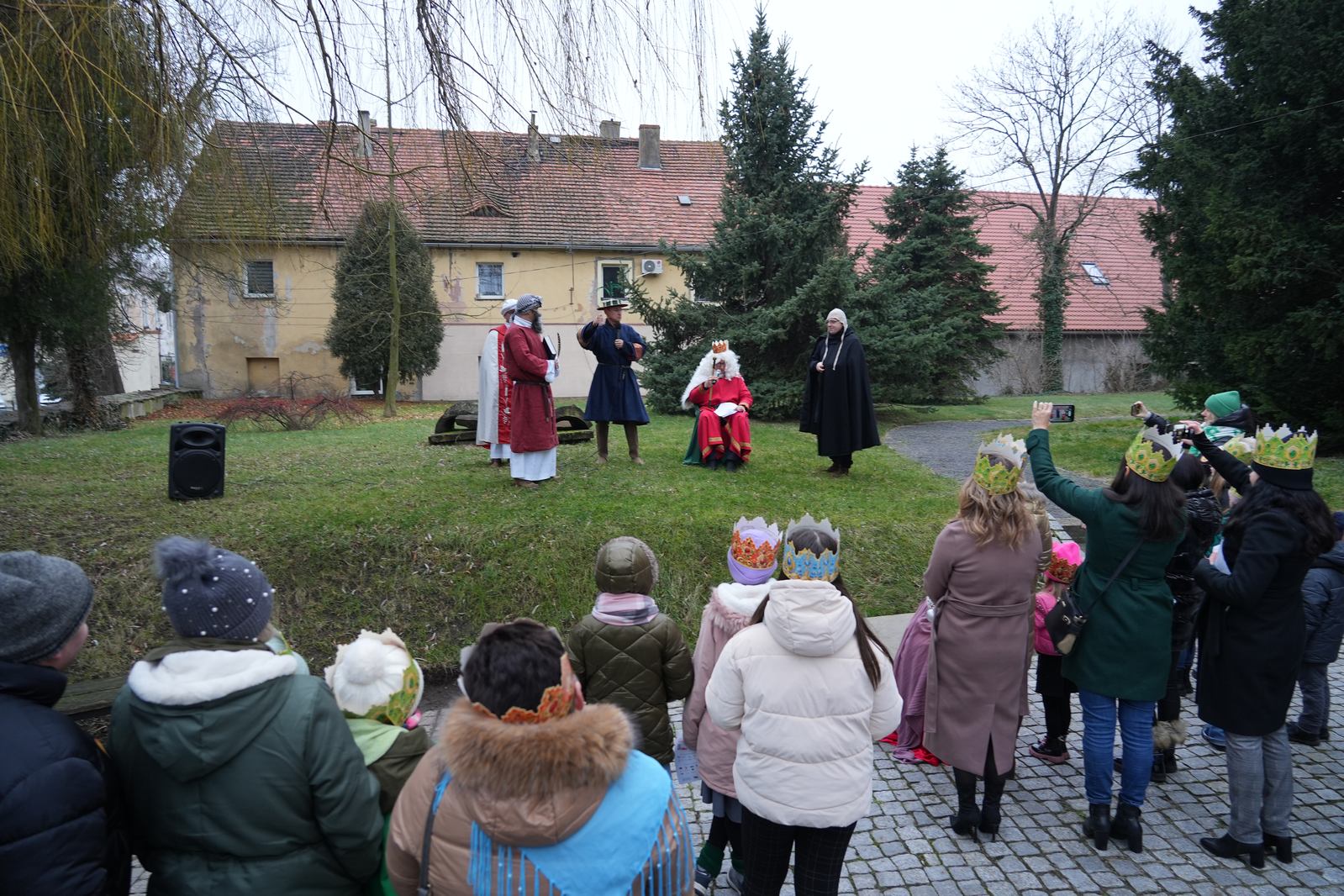 Orszak Trzech Króli w Legnickim Polu przeszedł ulicami gminy