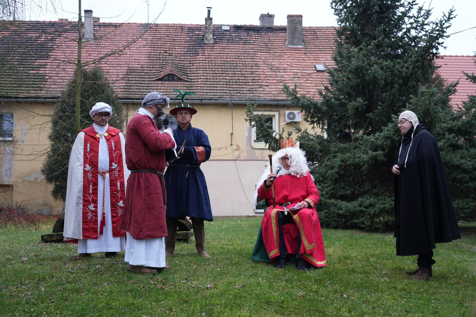 Orszak Trzech Króli w Legnickim Polu przeszedł ulicami gminy