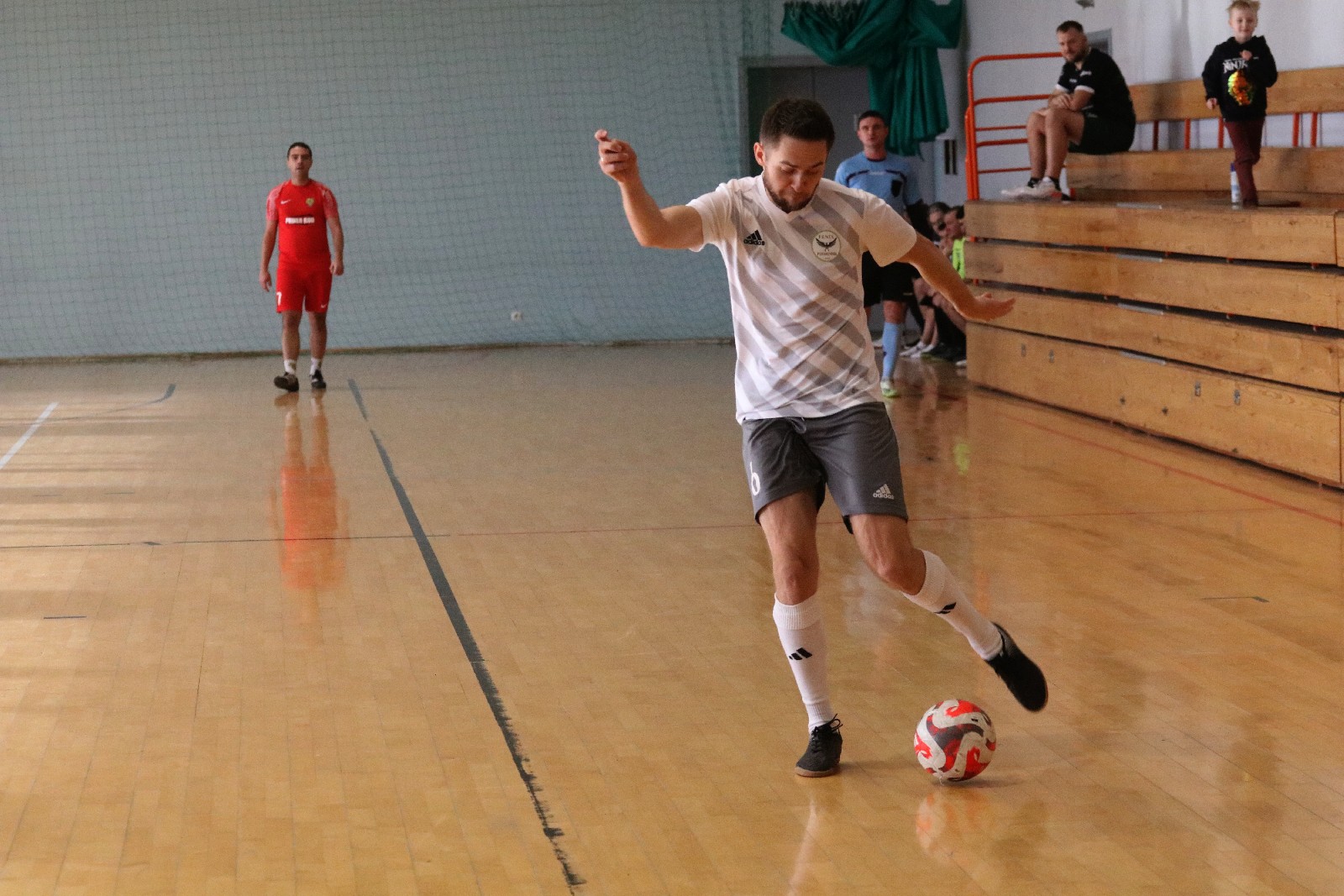 Perwsza edycji turnieju halowego seniorów FOOTBALLOVE DNA