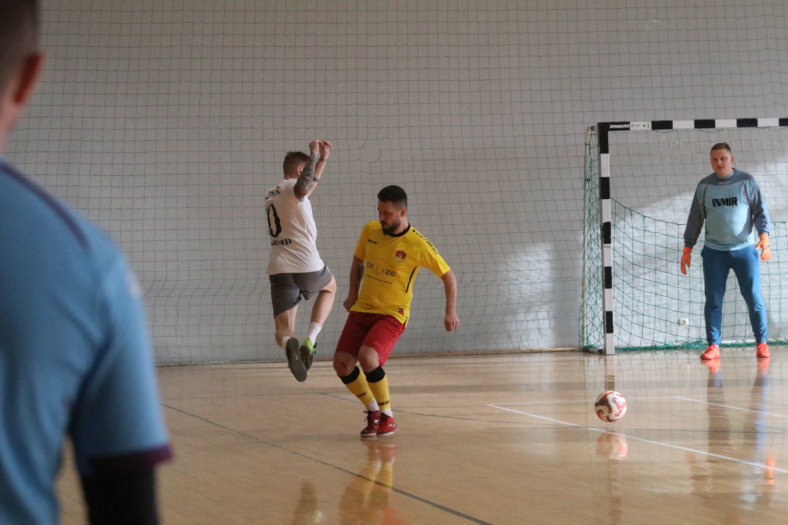 Perwsza edycji turnieju halowego seniorów FOOTBALLOVE DNA