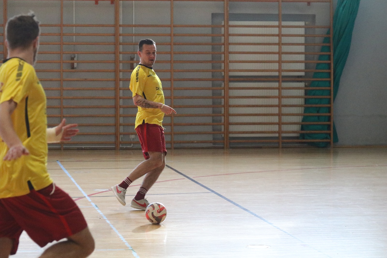 Perwsza edycji turnieju halowego seniorów FOOTBALLOVE DNA