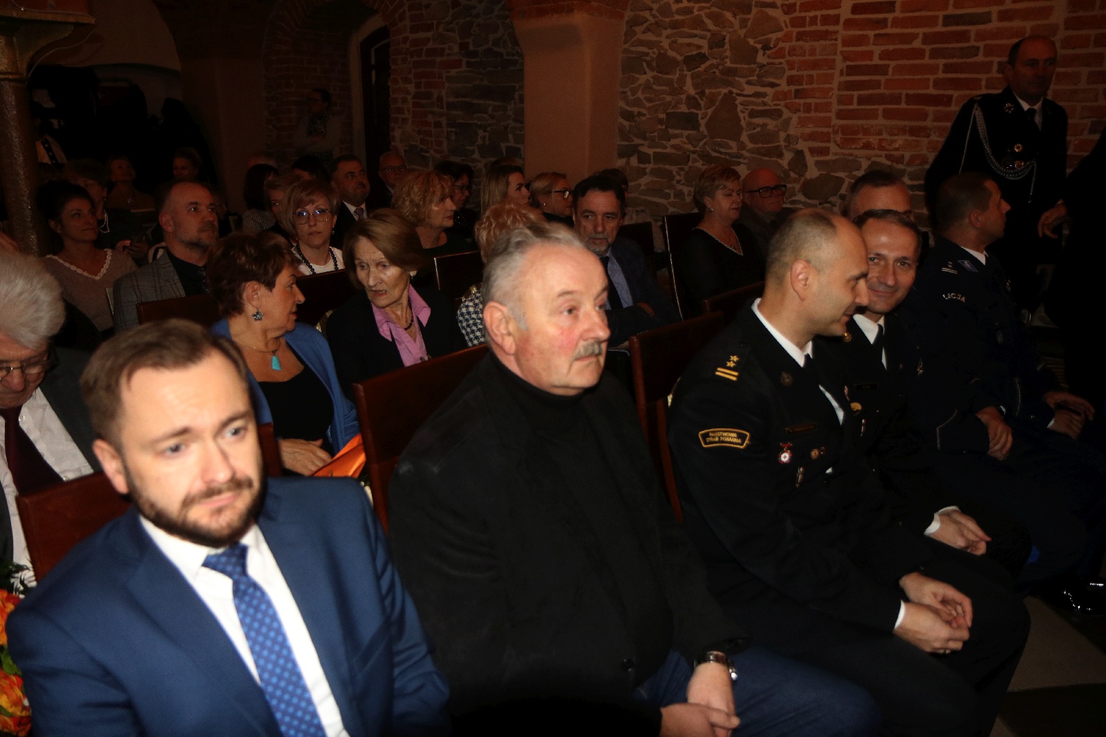 Uroczysta sesja z okazji 25-lecia Powiatu Legnickiego