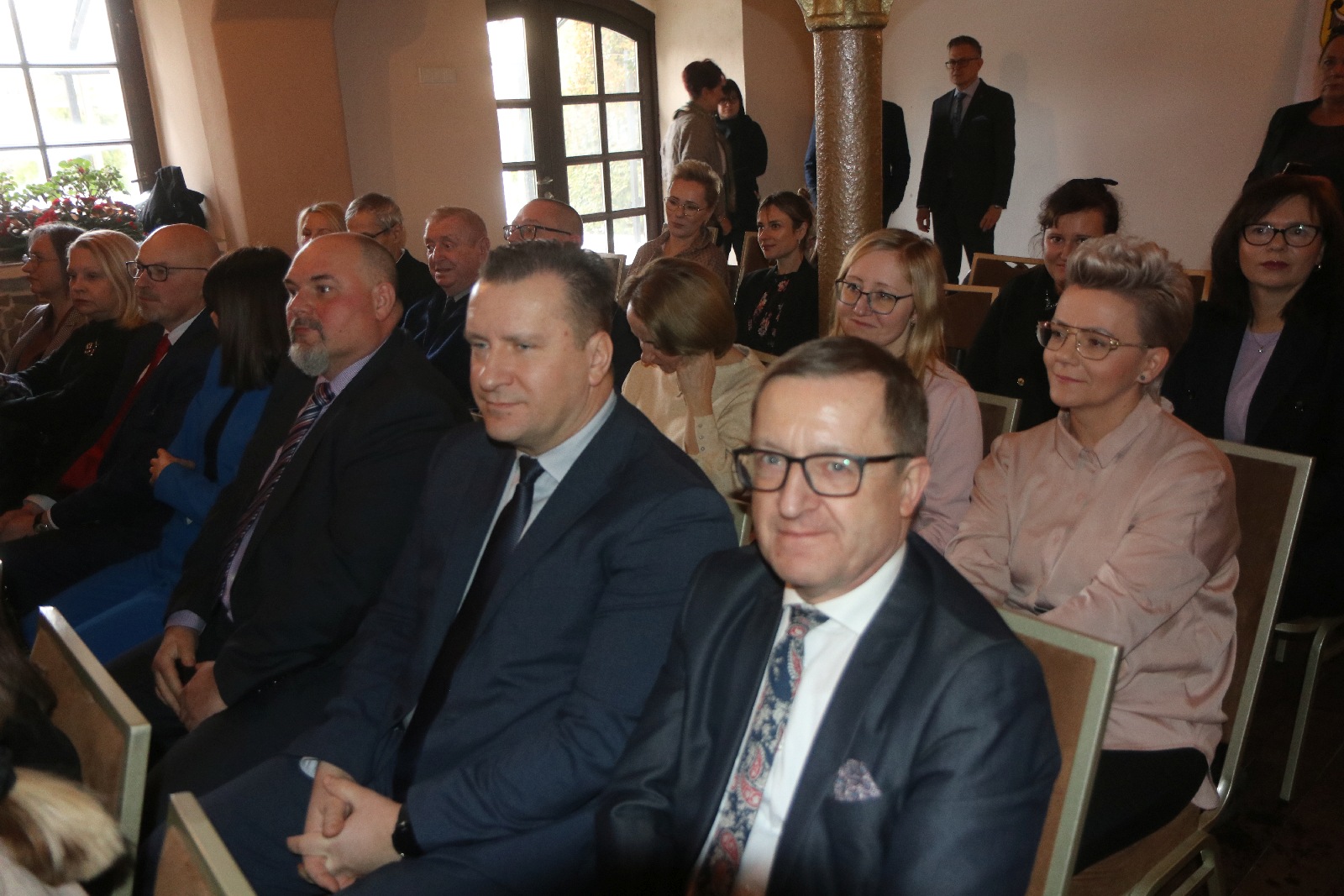 Uroczysta sesja z okazji 25-lecia Powiatu Legnickiego
