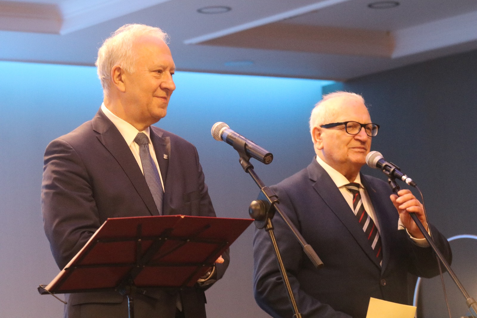 Na kresową nutę zabrzmiały kolędy w piątek w hotelu Milenium